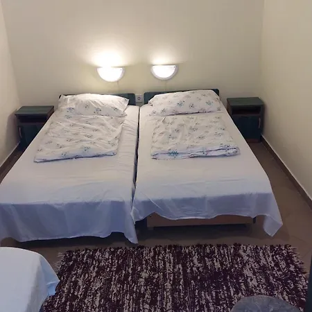 Liliana Шиофок